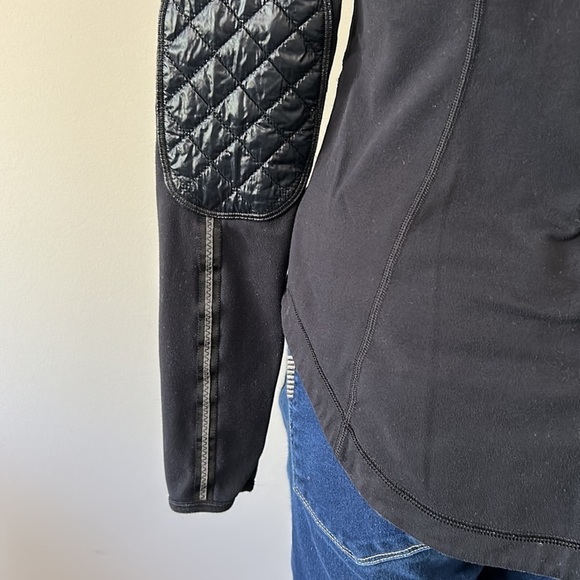 LULULEMON Run Ice Queen Long Sleeve Shirt Black Quilted Sz S - Picture 11 of 14